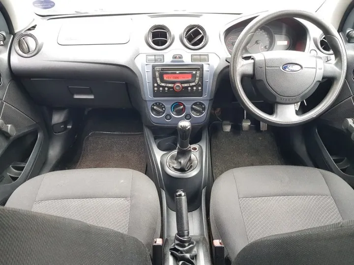 FORD FIGO FIGO 1.4 AMBIENTE - 14