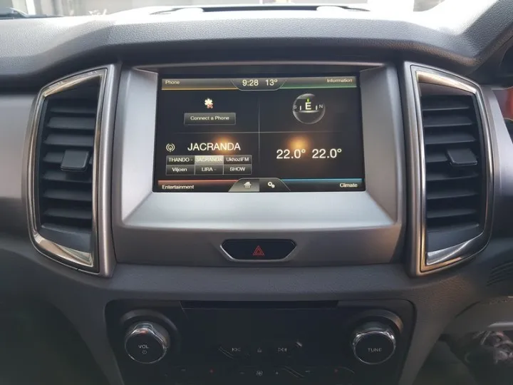 FORD EVEREST EVEREST 3.2 TDCi XLT 4X4 A/T - 7