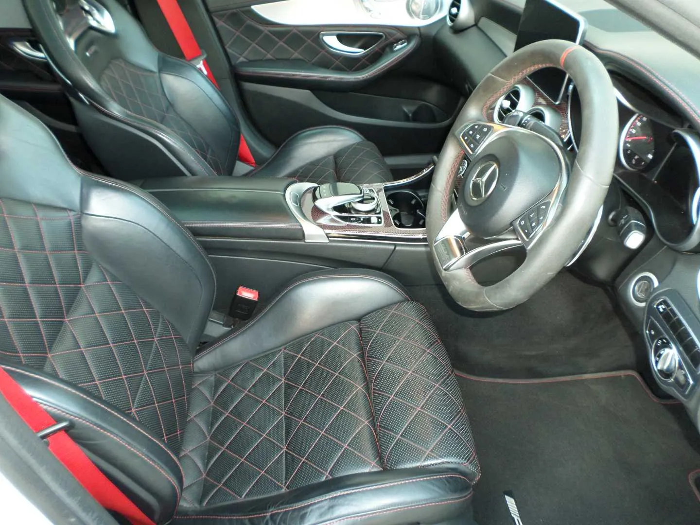 MERCEDES-BENZ C CLASS C CLASS (2014) C63 AMG S - 11