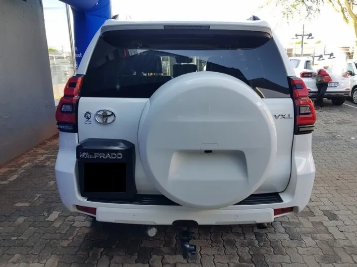 TOYOTA PRADO PRADO VX-L 2.8GD A/T - 3