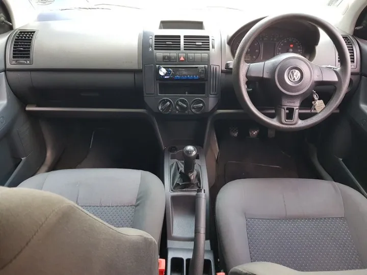 VOLKSWAGEN POLO VIVO POLO VIVO 1.6 TRENDLINE - 7