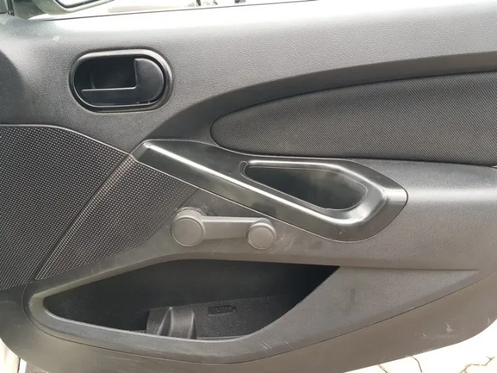 FORD FIGO FIGO 1.4 AMBIENTE - 9