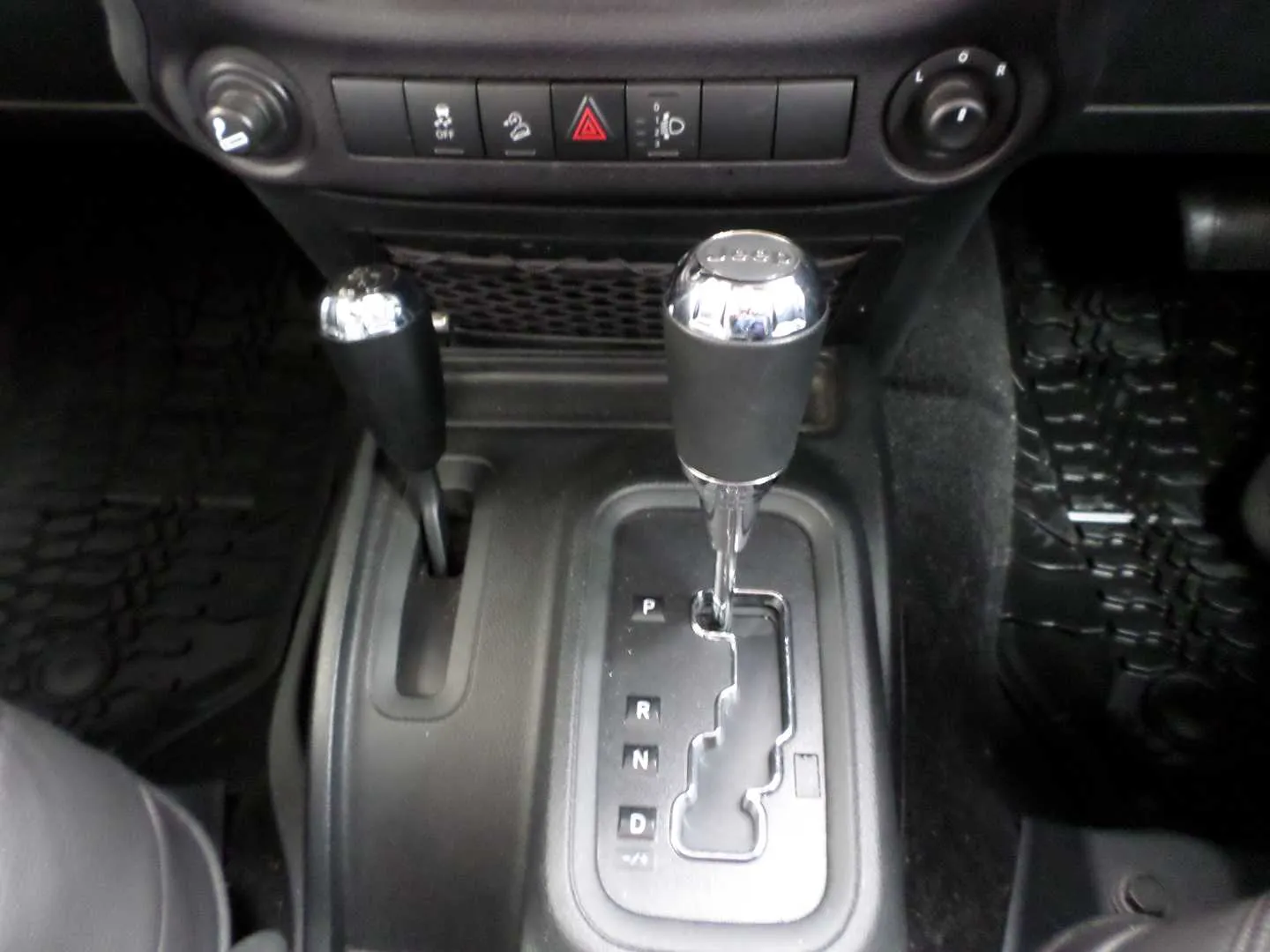 JEEP WRANGLER WRANGLER UNLTD SAHARA 3.6 V6 - 17