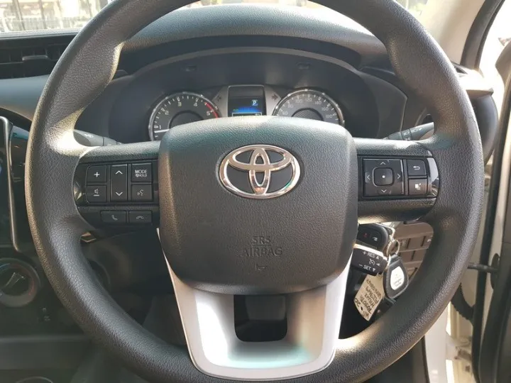 TOYOTA HILUX HILUX 2.4 GD-6 RB RAIDER A/T P/U E/CAB - 12