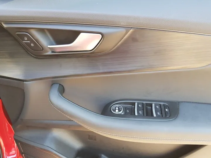CHERY TIGGO CROSS TIGGO 4 CROSS TIGGO 4 CROSS 1.5T ELITE DCT - 9