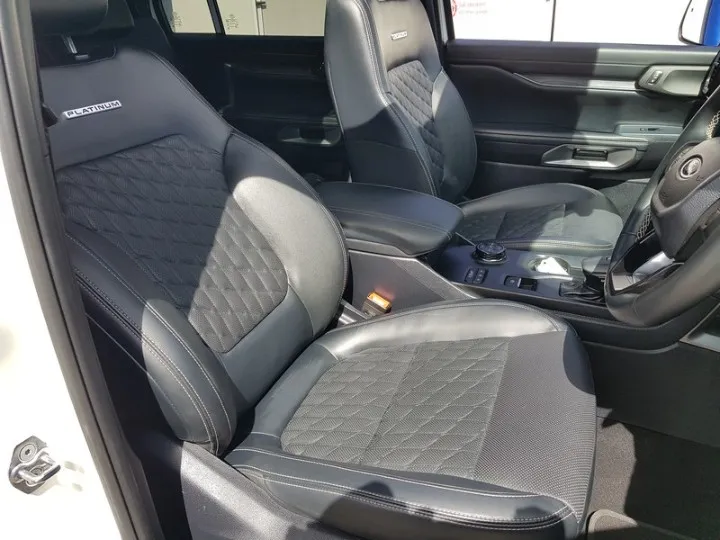 FORD EVEREST EVEREST 3.0D V6 PLATINUM AWD A/T - 17