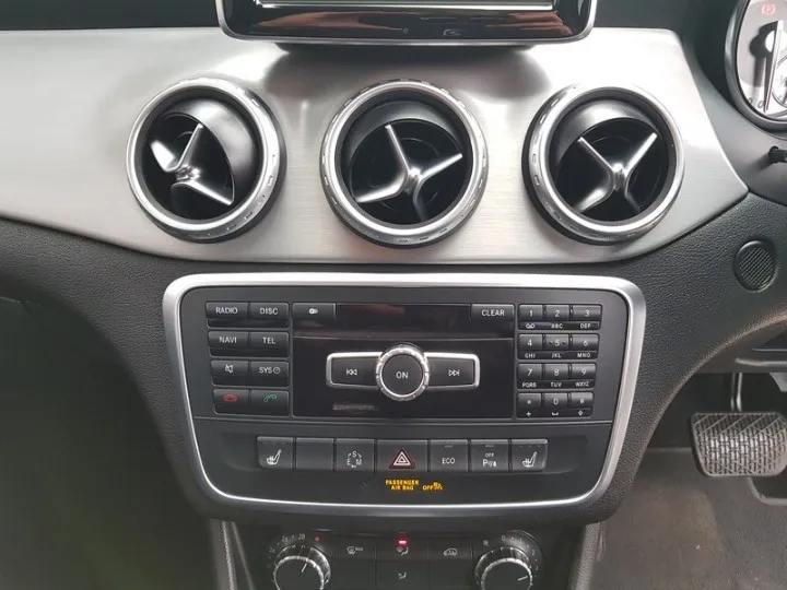 MERCEDES-BENZ GLA GLA 200 CDI A/T - 13