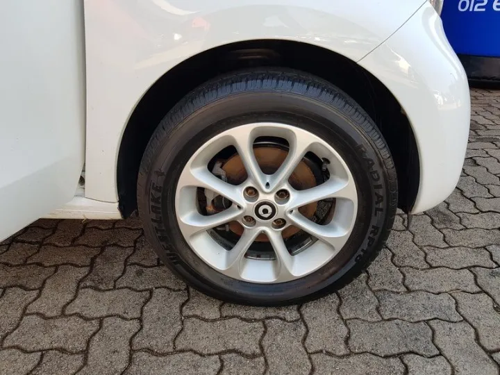 SMART FORFOUR FORFOUR PASSION + URBAN STYLE - 16