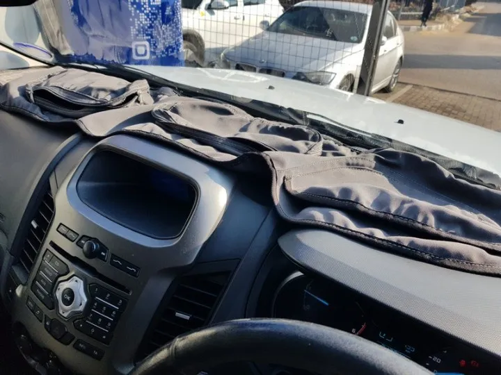 FORD RANGER RANGER 3.2TDCi XLS 4X4 A/T P/U SUP/CAB - 6