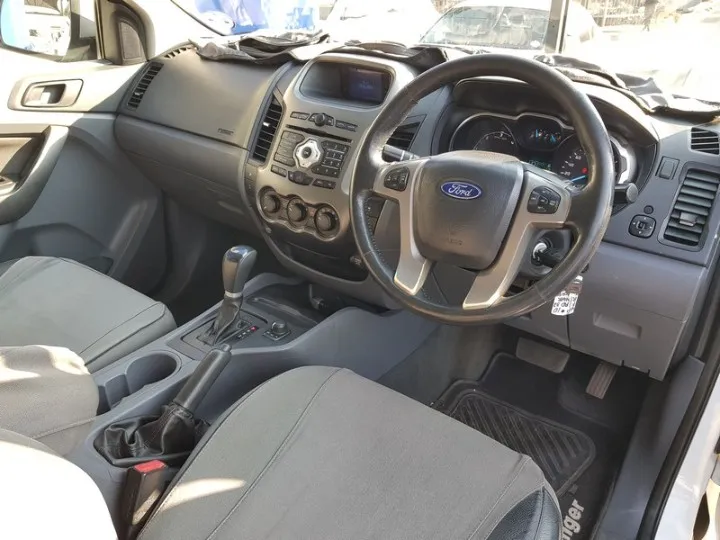 FORD RANGER RANGER 3.2TDCi XLS 4X4 A/T P/U SUP/CAB - 18