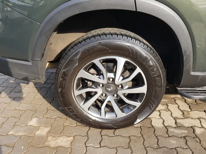 MAHINDRA SCORPIO-N SCORPIO-N 2.2D A/T (Z8) - 17