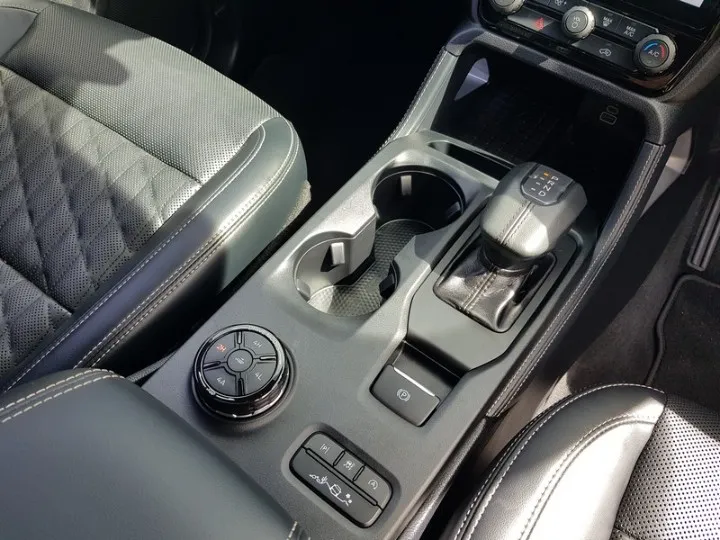 FORD EVEREST EVEREST 3.0D V6 PLATINUM AWD A/T - 9