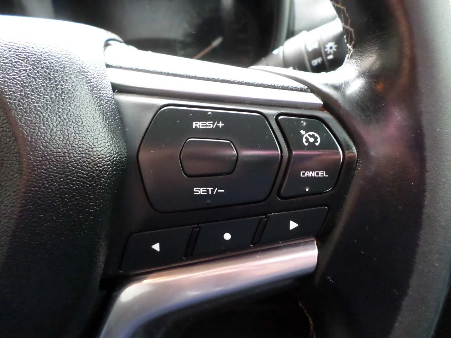 ISUZU D-MAX D-MAX 3.0 Ddi LS 4X4 A/T D/C P/U - 16
