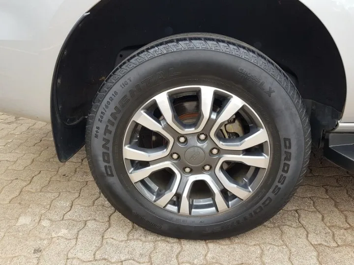 FORD EVEREST EVEREST 2.0D BI-TURBO 4X4 A/T - 18