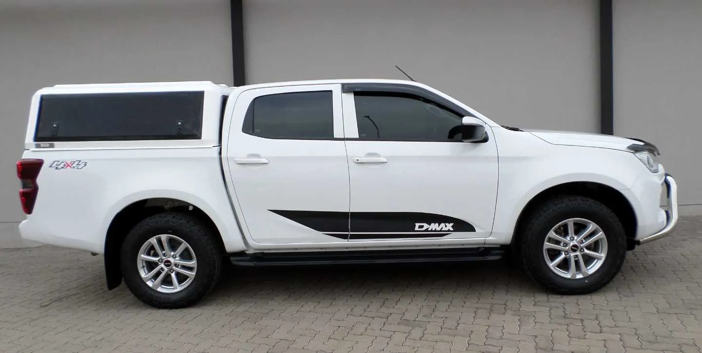 ISUZU D-MAX D-MAX 3.0 Ddi LS 4X4 A/T D/C P/U - 4