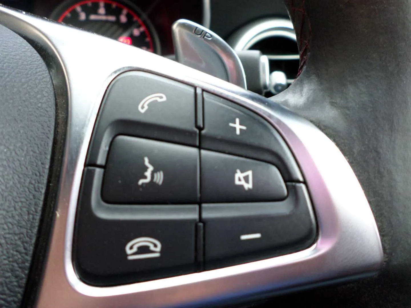 MERCEDES-BENZ C CLASS C CLASS (2014) C63 AMG S - 18