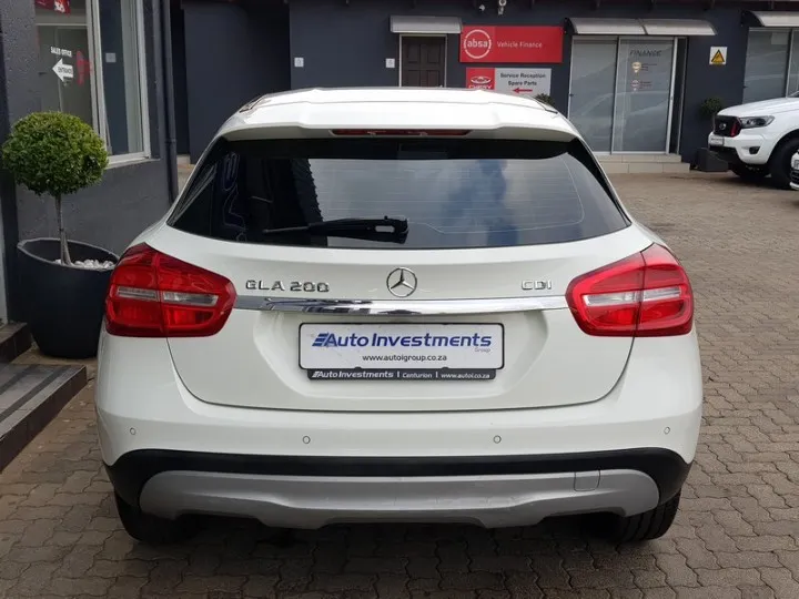 MERCEDES-BENZ GLA GLA 200 CDI A/T - 2