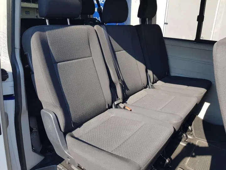 VOLKSWAGEN T6 T6 KOMBI 2.0 TDi (TRENDLINE)