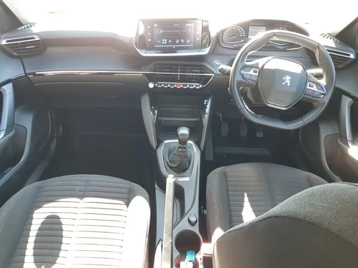 PEUGEOT 2008 2008 1.2T ACTIVE - 15