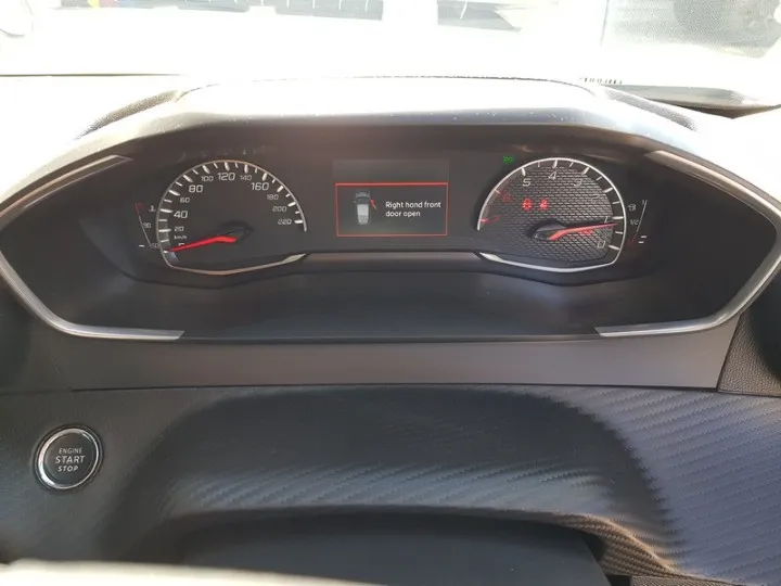 PEUGEOT 2008 2008 1.2T ACTIVE - 8